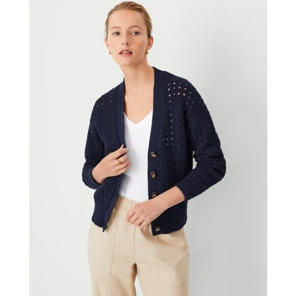 Ann Taylor Weekend Knit Stitch V-Neck Cardigan Navy Blue Size XS Petite - Picture 1 of 10
